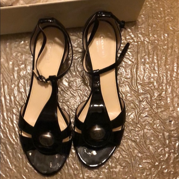 Coach Hellena soft patent leather shoes - Picture 3 of 6